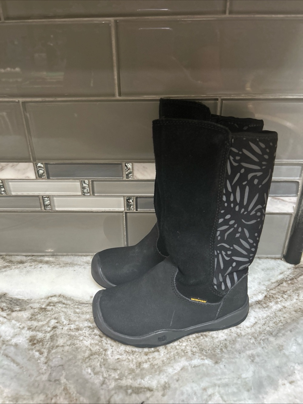 Keen Moxie Little Kids Waterproof Black Tall Winter Boots Size 9 Toddler Zipper